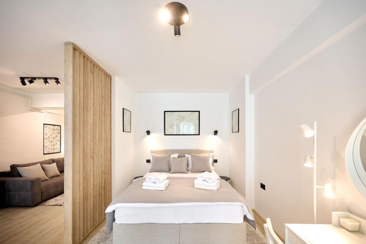 The Point In Infinity Spa&pools - Parking Apartment